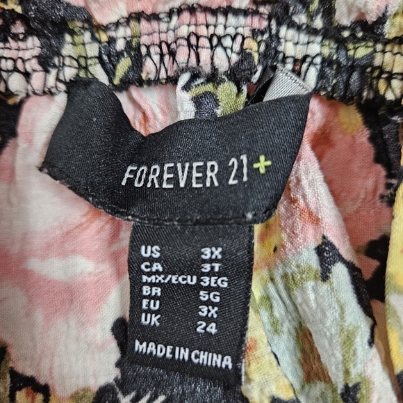 Forever 21 Romance Floral Print Square Neck Tie Sleeve Crop Top Size 3X Plus - Picture 8 of 9